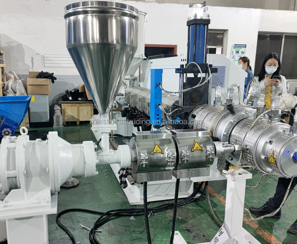 PP PE HDPE extrusion line from Chinese manufacturer high quality fully automatic hdpe pe pipe production line