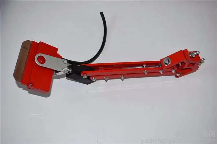 New Trends Current Collector For Crane Hoist Conductor Bar System