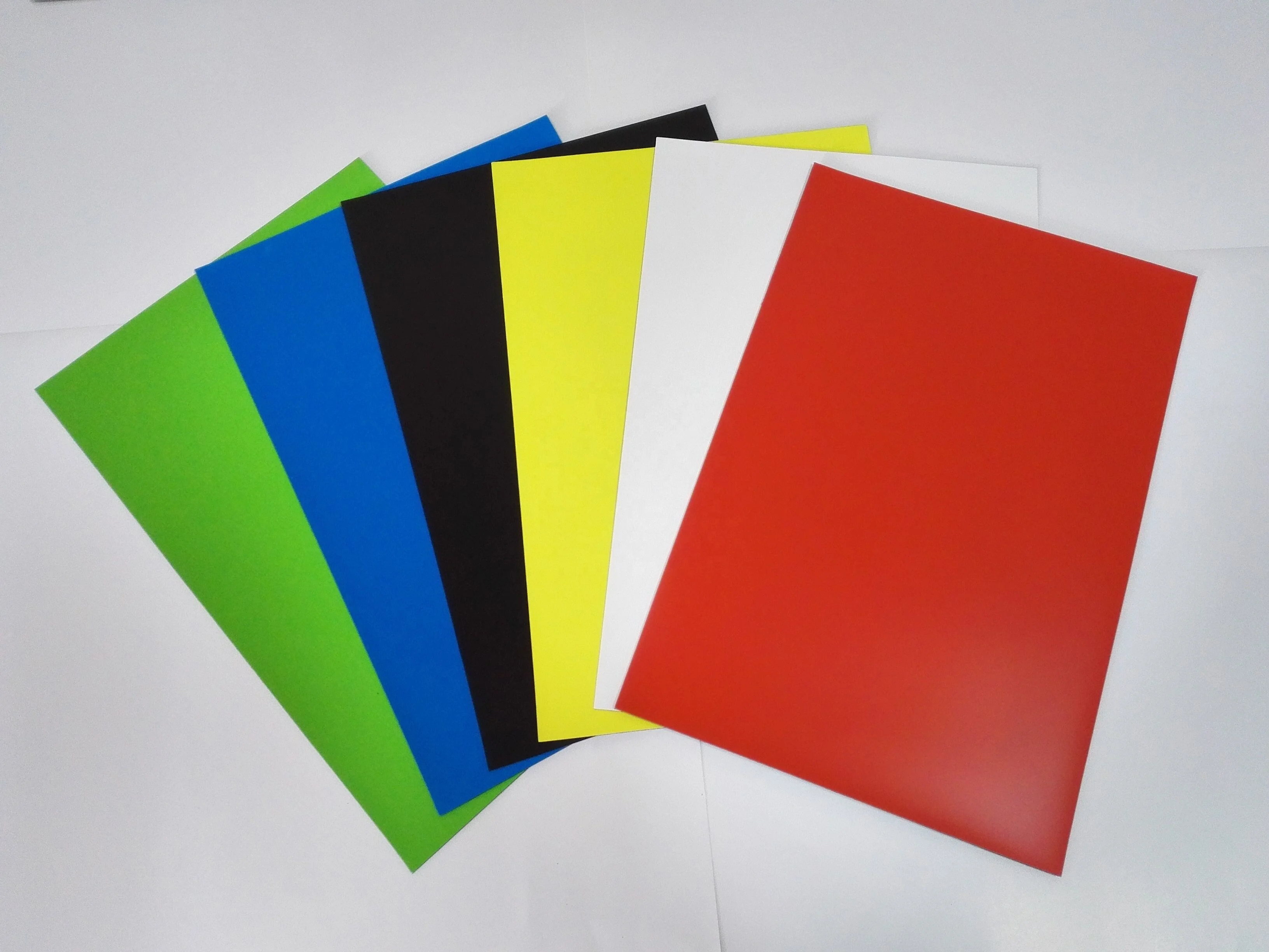 Plain brown flexible rubber plastic magnet 0.4 0.5mm 0.75mm 0.3mm thickness 1meter vehicle magnetic sheet