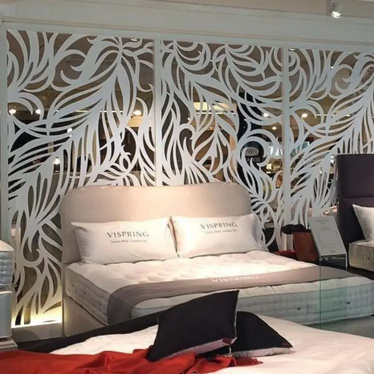 Factory Custom Luxury decorative laser cut Display metal screen partition room divider screen