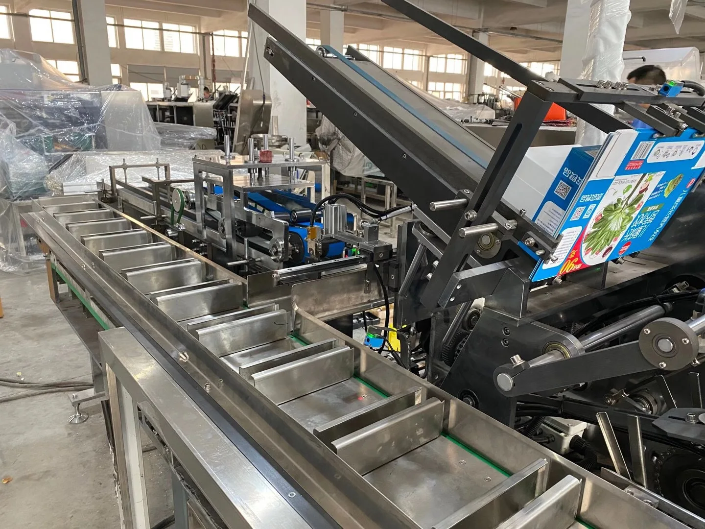 Automatic Feeding instant coffee capsule/coffee powder stick box cartoning packing machine Supplier
