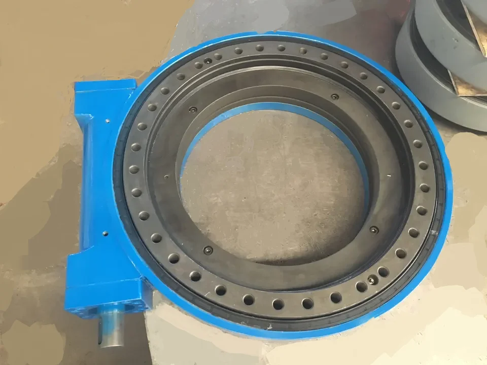 Hot Sell Enclosed Housing slew drive   SE5 Single Dual Axis slew drive used for Automatic Solar Sun Tracker