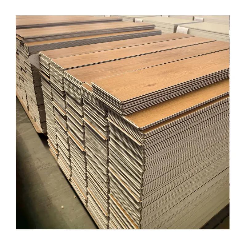 Spc Luxury 8mm Thick Pvc Lvt Lvp Vinyl Plank Flooring for Home Decoration and Supermarket