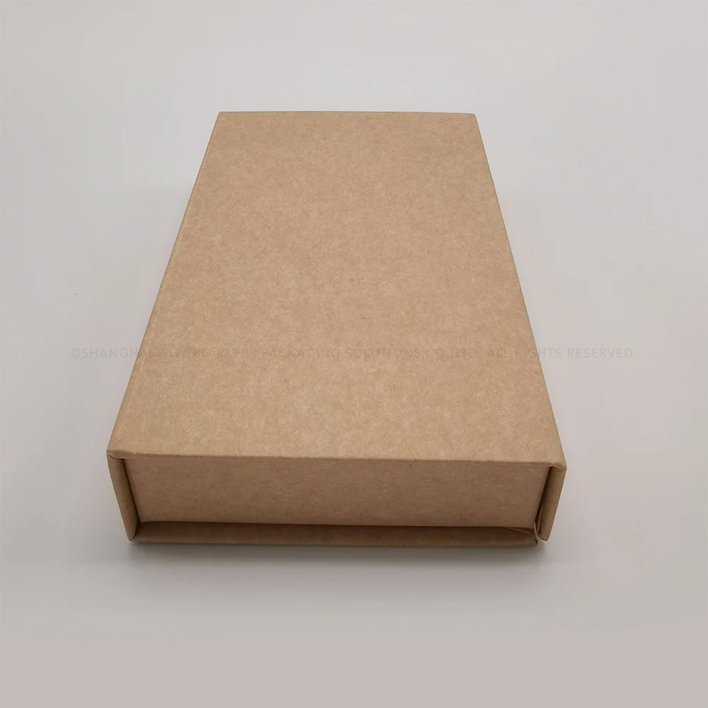 Custom-made green gift box in collection with personal logo