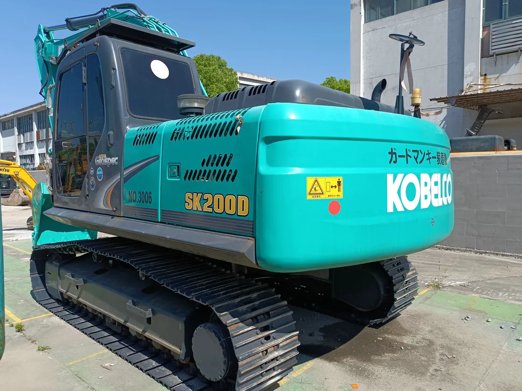 High performance Kobelco SK200D used crawler excavator 20 ton SK200 SK200-8 SK200-6 second-hand digger hot sale