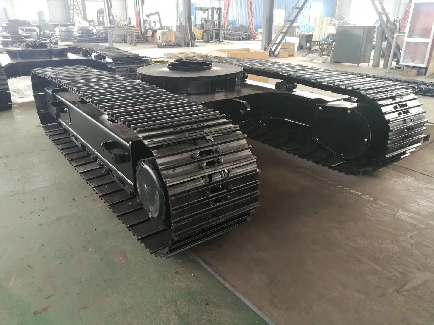 OEM 0.5ton 0.7 ton 0.8ton 1 Ton 2 Ton 3 Ton Rubber Track chassis  Excavator Undercarriage Parts customized
