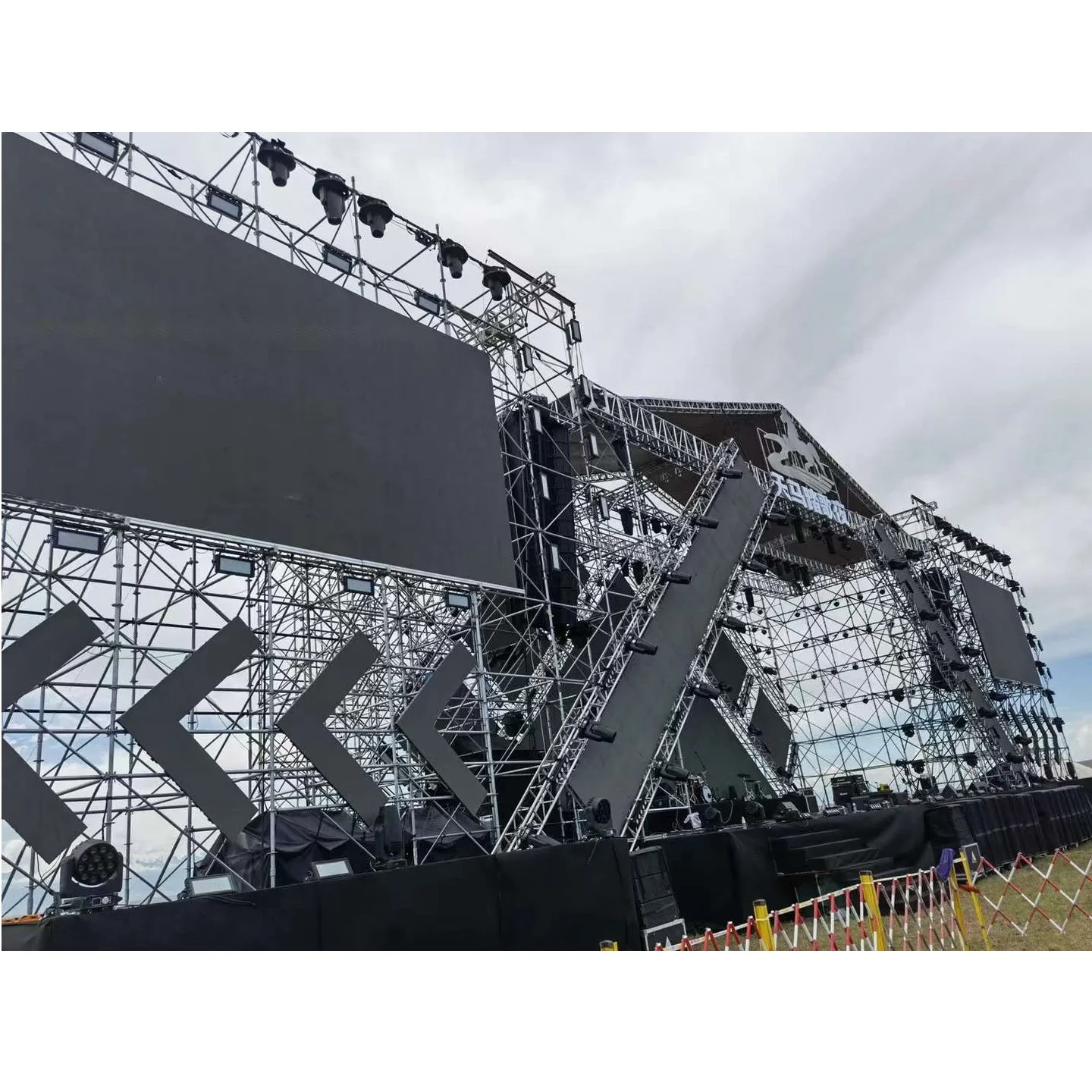 Factory Direct Sales Iron Galvanized Layer Frame Truss hanging Line Array Speaker Sound Audio Frame Construct Use for LED Screen
