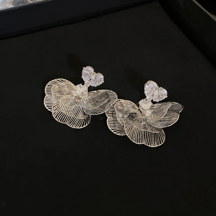 South Korea new design multi-layer hollow petal pendant earrings ladies wholesale flower heart zircon earrings women