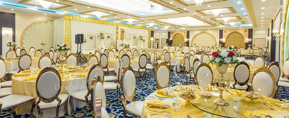 Квадратный стол из нержавеющей стали с стеклянной крышкой по низкой цене