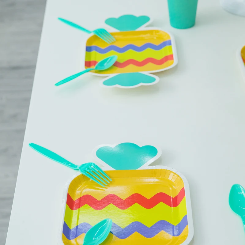 Partybus Machine Making Colorful Candy Shape 9 Inch Biodegradable  Disposable Party Paper Plates