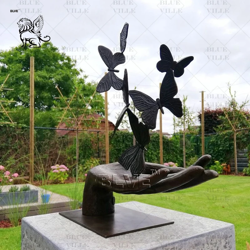 BLVE Large Size Outdoor Decoration Casting Metal Copper Brass Statues Bronze Hand Sculpture For Garden
