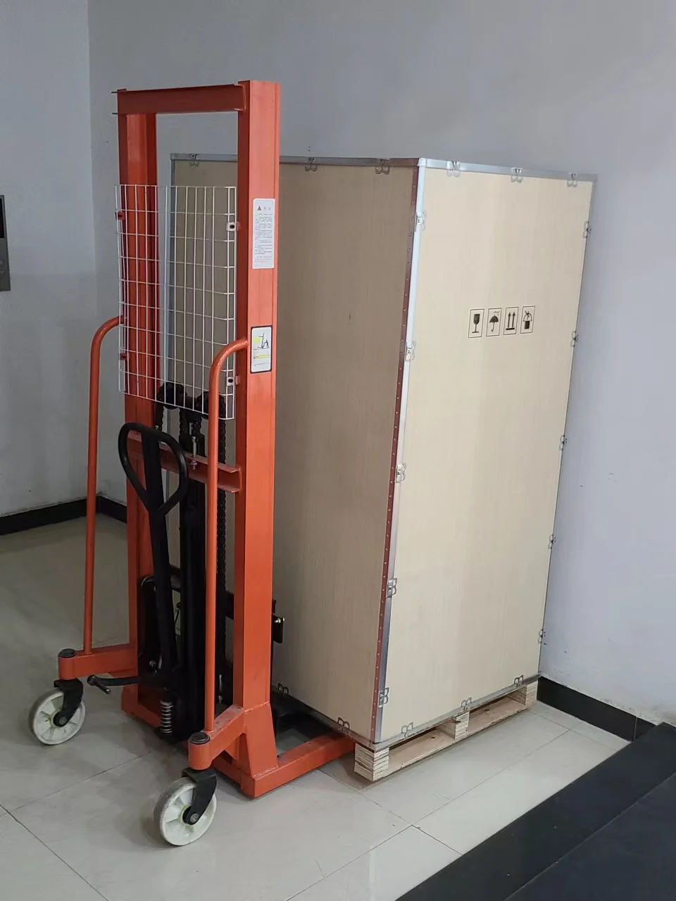 2.5D Ezcad3 Fiber Laser Marking Machine 3D Auto-Focus MOPA JPT M7 20W-100W Range Auto Mug Gun Jewelry Gold Silver Galvo Brand AI