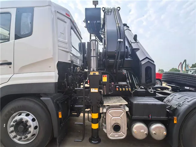 SINOTRUK HOWO JAC FAW 6x4 25 тонн тракторные тягачи подъемный кран для продажи