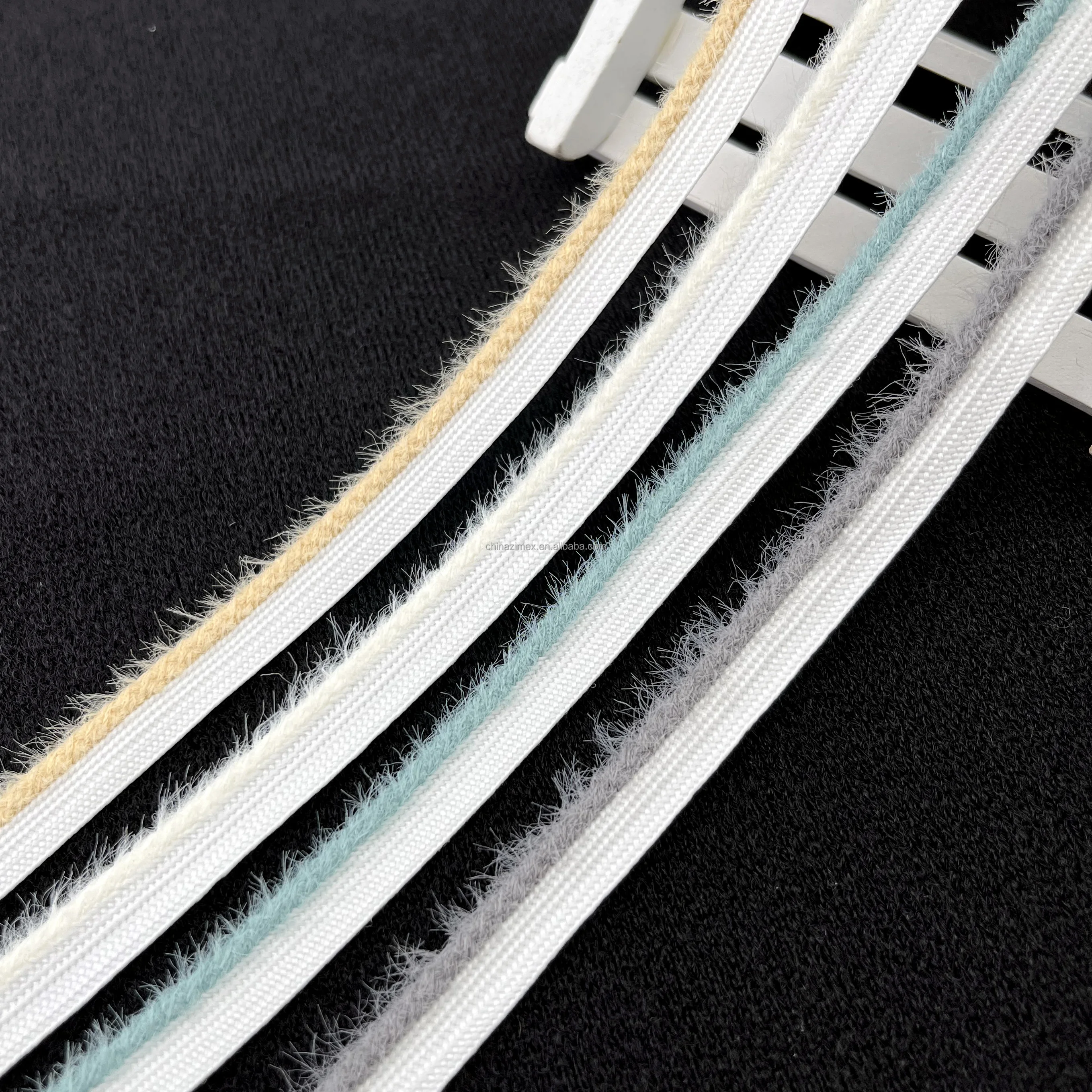 10MM UNIQUE  MARTEN HAIR PIPING FOR GARMENT USE