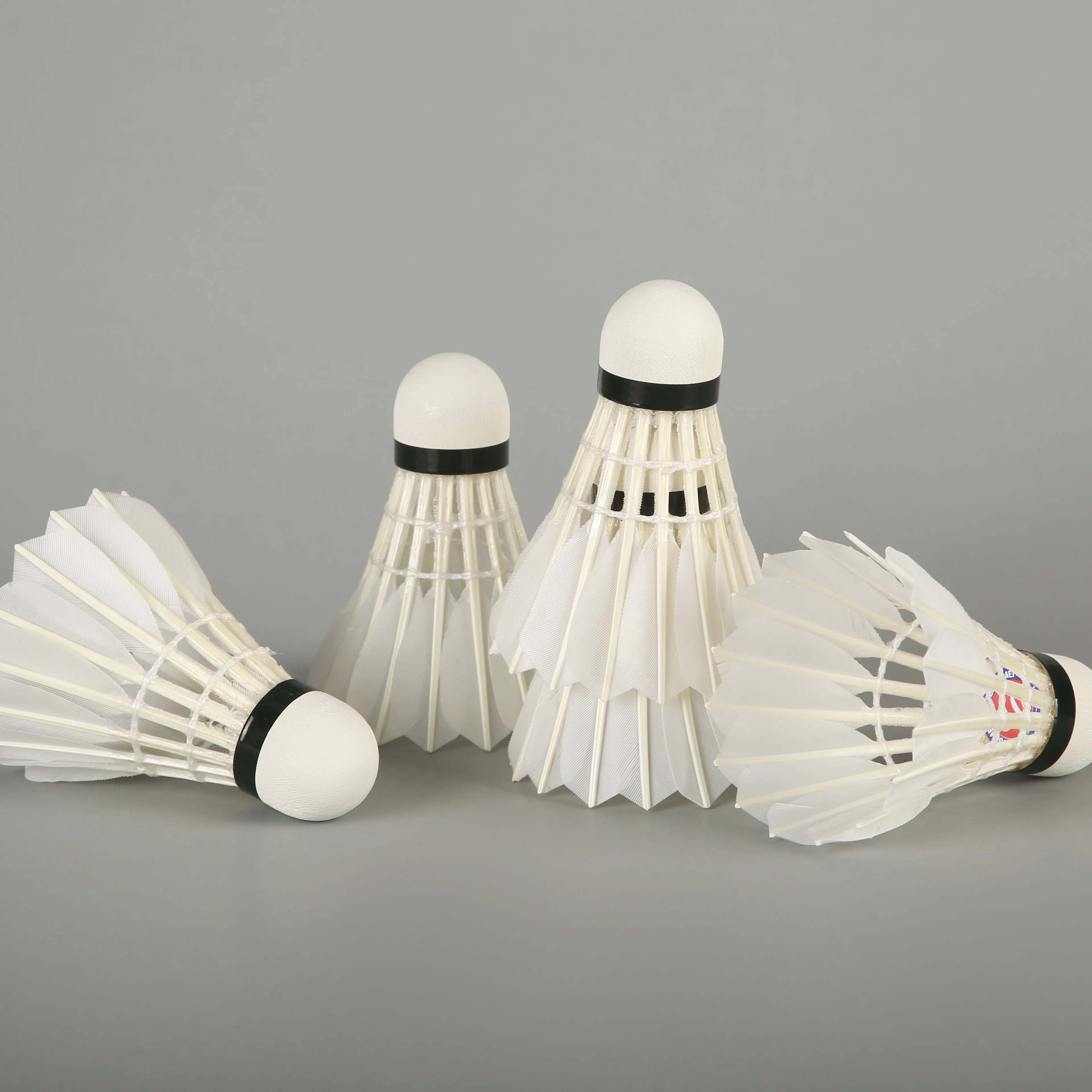 Wholesale Price Lingmei 90PRO Goose Feather Badminton Shuttlecock for Badminton Tournament