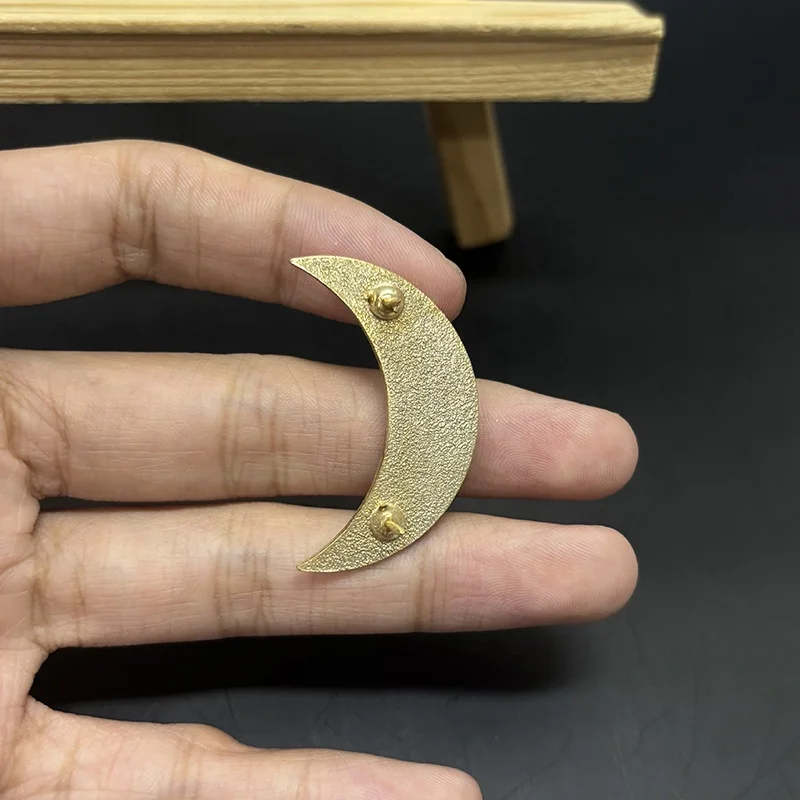 Custom Purple Glitter Gold Plated High Quality Hot Sale Moon Lapel Pin No Minimum Order Factory Price Metal Badge pin