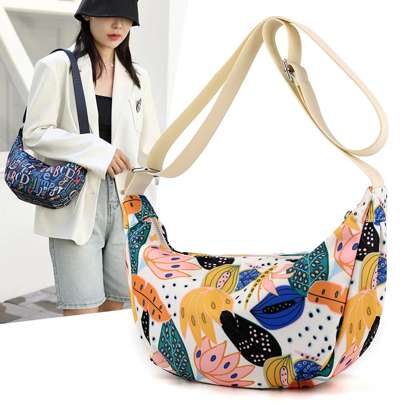 Tote Bag Women Factory New Fashionable Printed Cross body Shoulder Design Fresh Sweet Leisure Daily Use Large Capacity Nylon