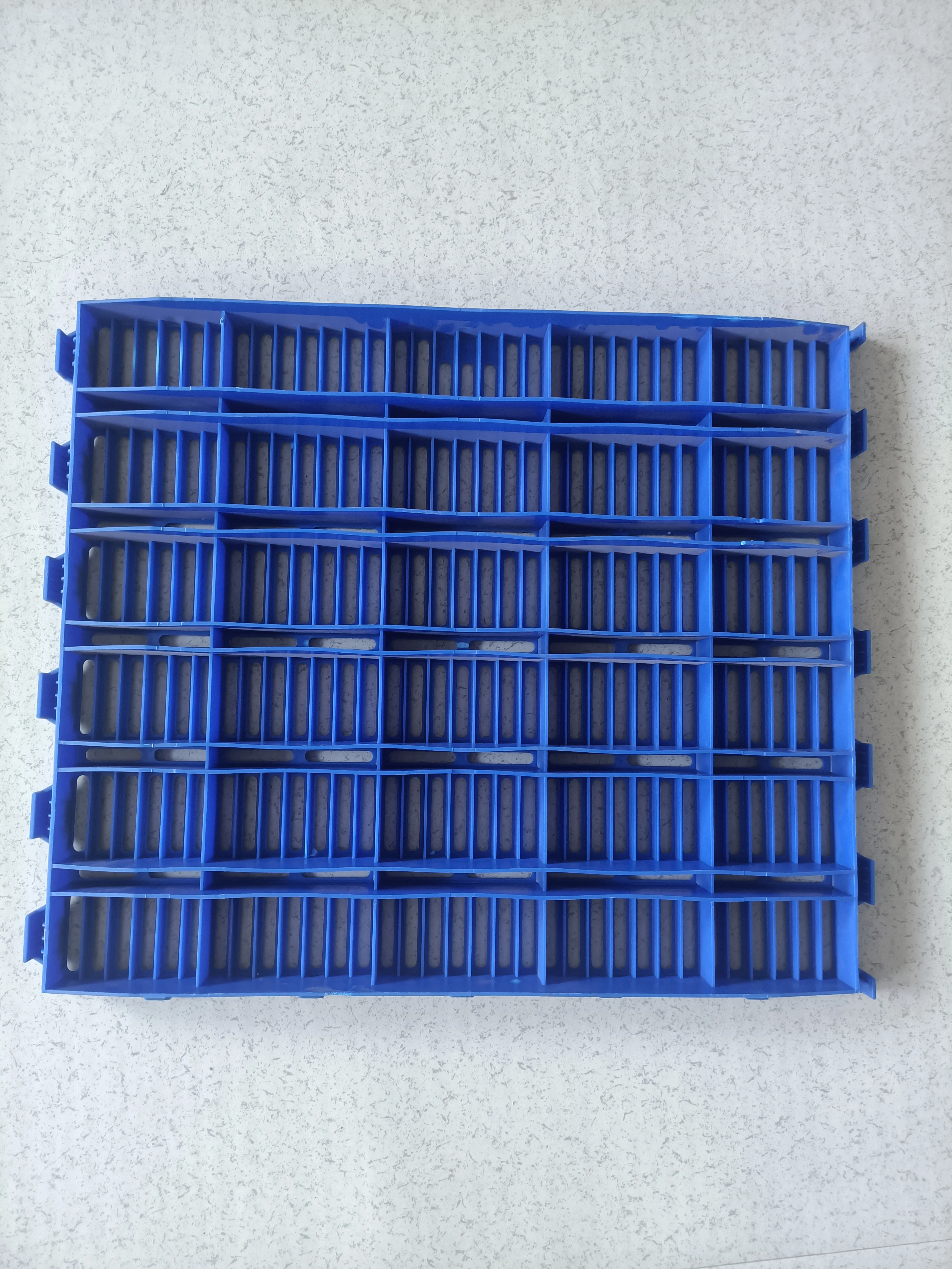 2022 DDM New Pig Plastic Slats Floor Plastic Slatted Floor For Pigs Plastic Slat Floor