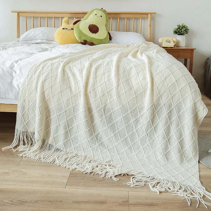 Wholesale Modern Minimalist Geometric Woolen Blankets Throws Home Decoration Knitted Tassel Blanket