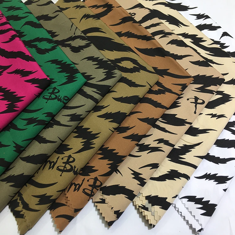 Высокоэластичная дизайнерская ткань с цифровой печатью животных для модного мусульманского платья с леопардовым принтом