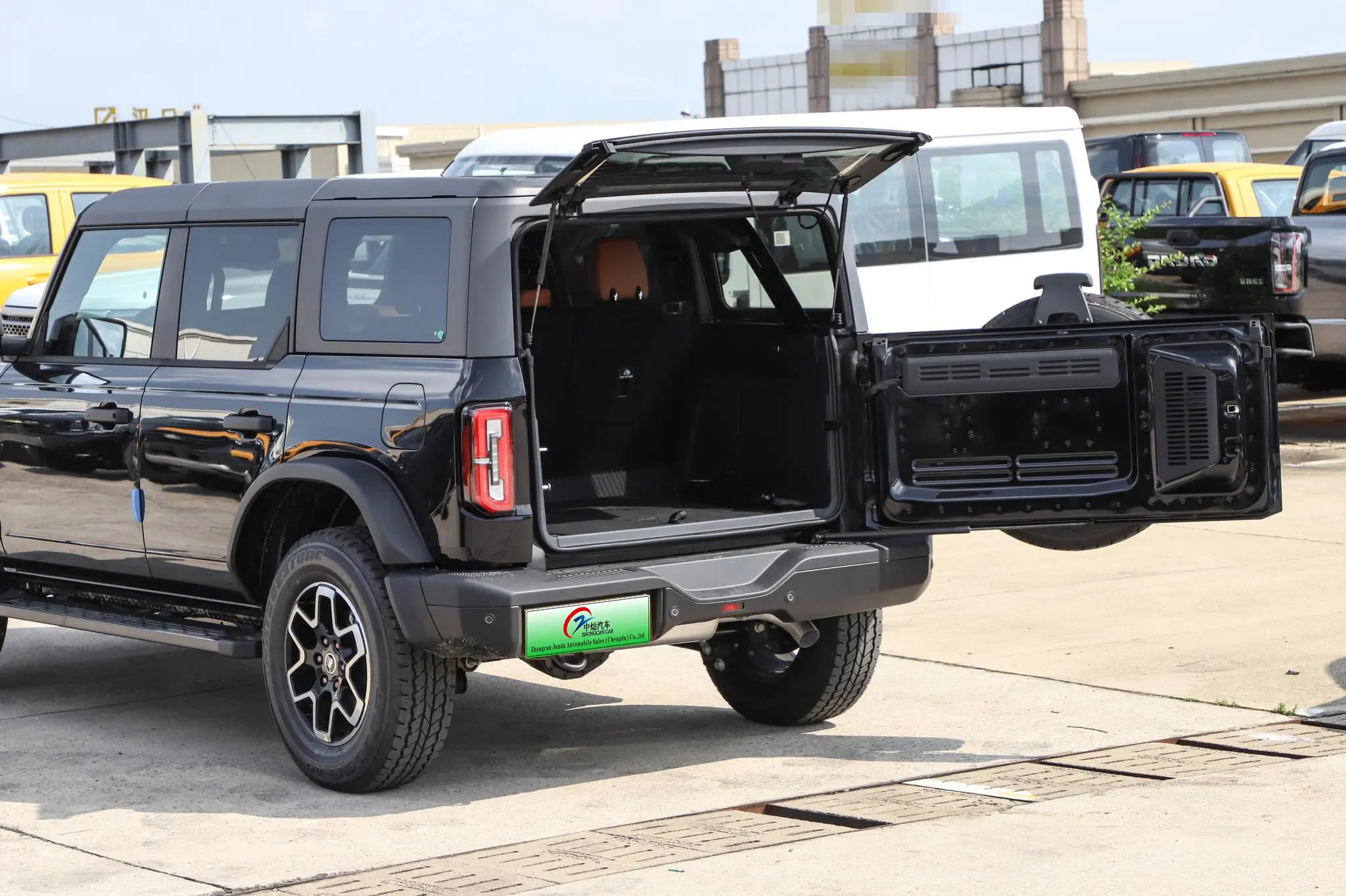 2024 Bronco Car Ford 4x4 2.3T Luxury SUV Car Bronco Raptor Adult Vehicle 275ps Bronco Buy Onlian