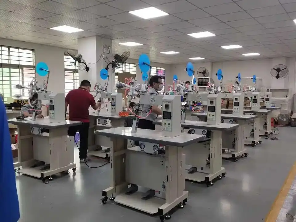 Protective Clothing Hot Air Seam Sealing Equipment Waterproof Strip Machine