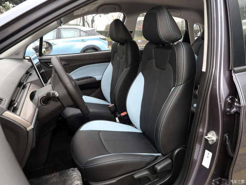 NEZHA V развлекательный высокоскоростной электромобиль с левой ручкой новые автомобили подержанные большим радиусом