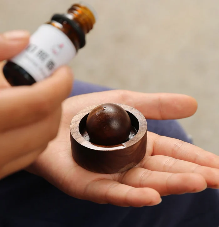 Essential Oil Diffuser 05.jpg