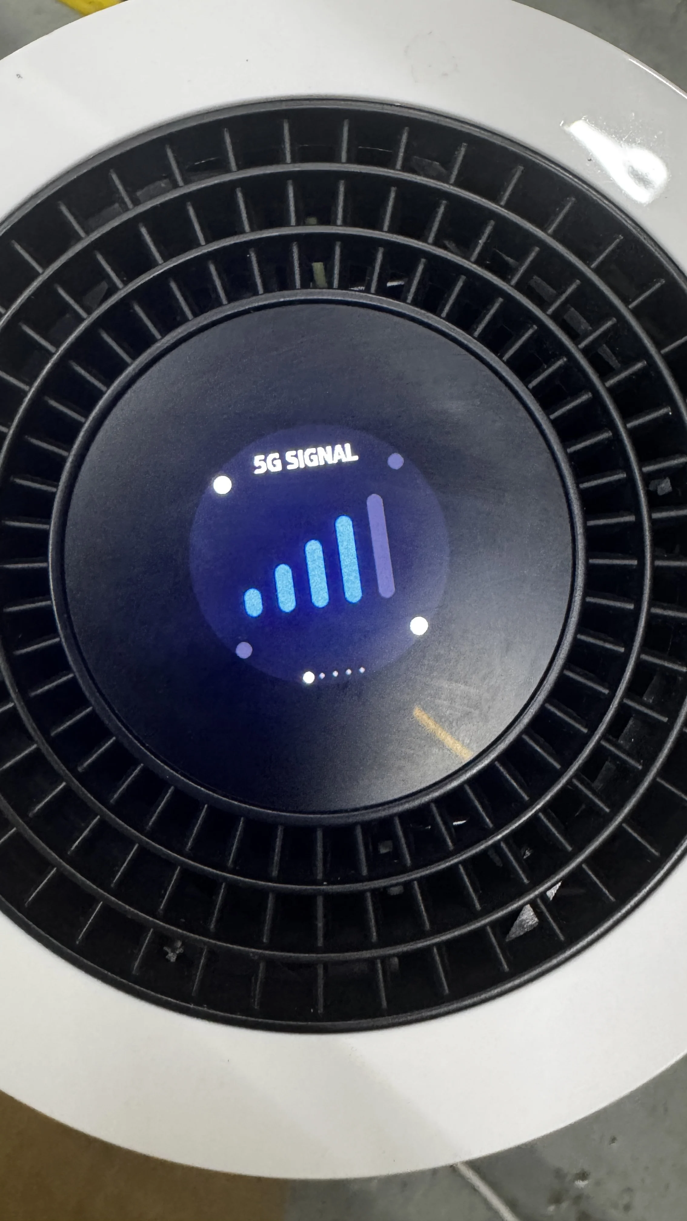 Noki a FastMile 3 generation 5G Home Gateway 5G-24W-A Router with SIM Card Slot RJ-45 Gige LAN Port router