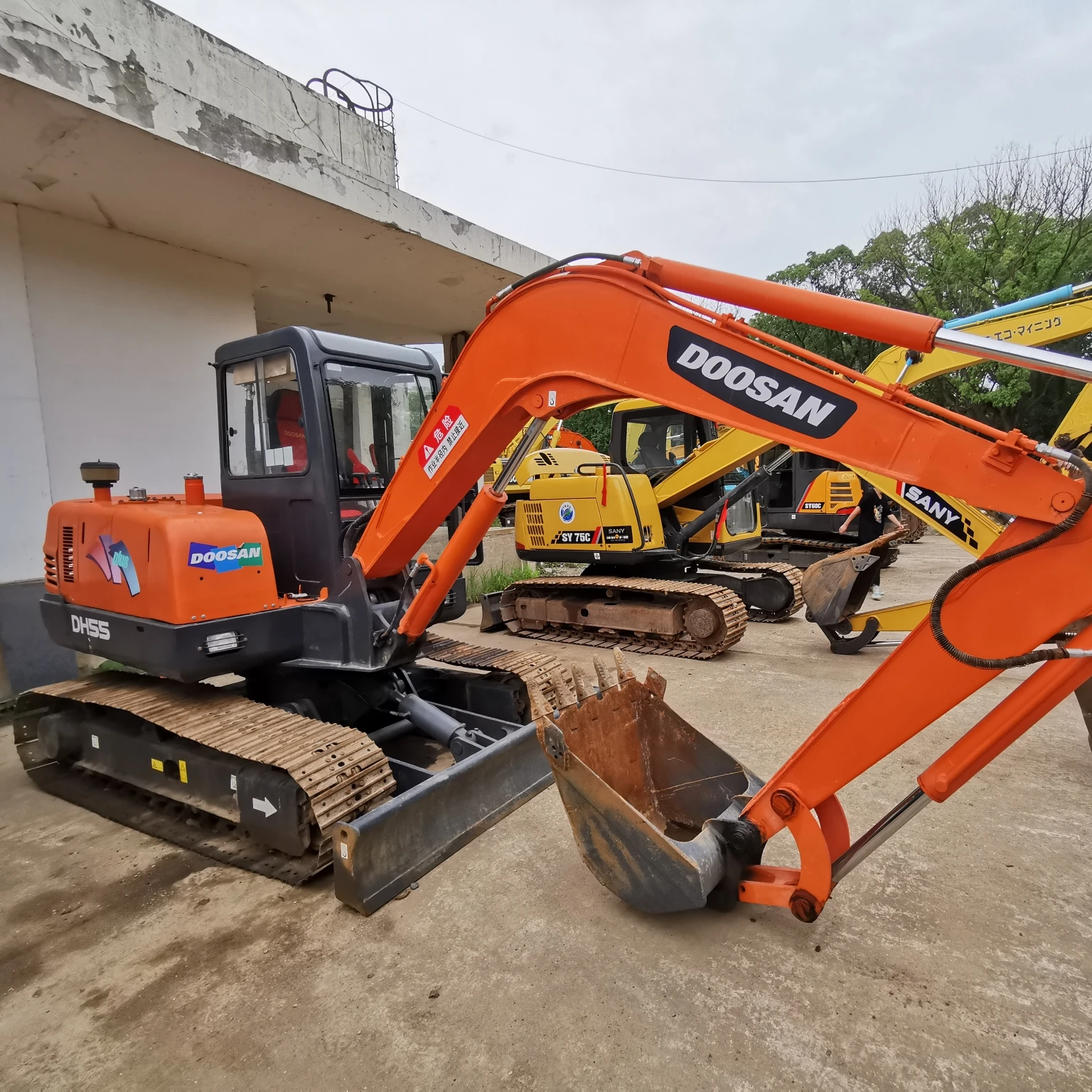 On sale Used Engineering Construction Machinery South Korea Original Machine Doosan DH 55 Used Excavators