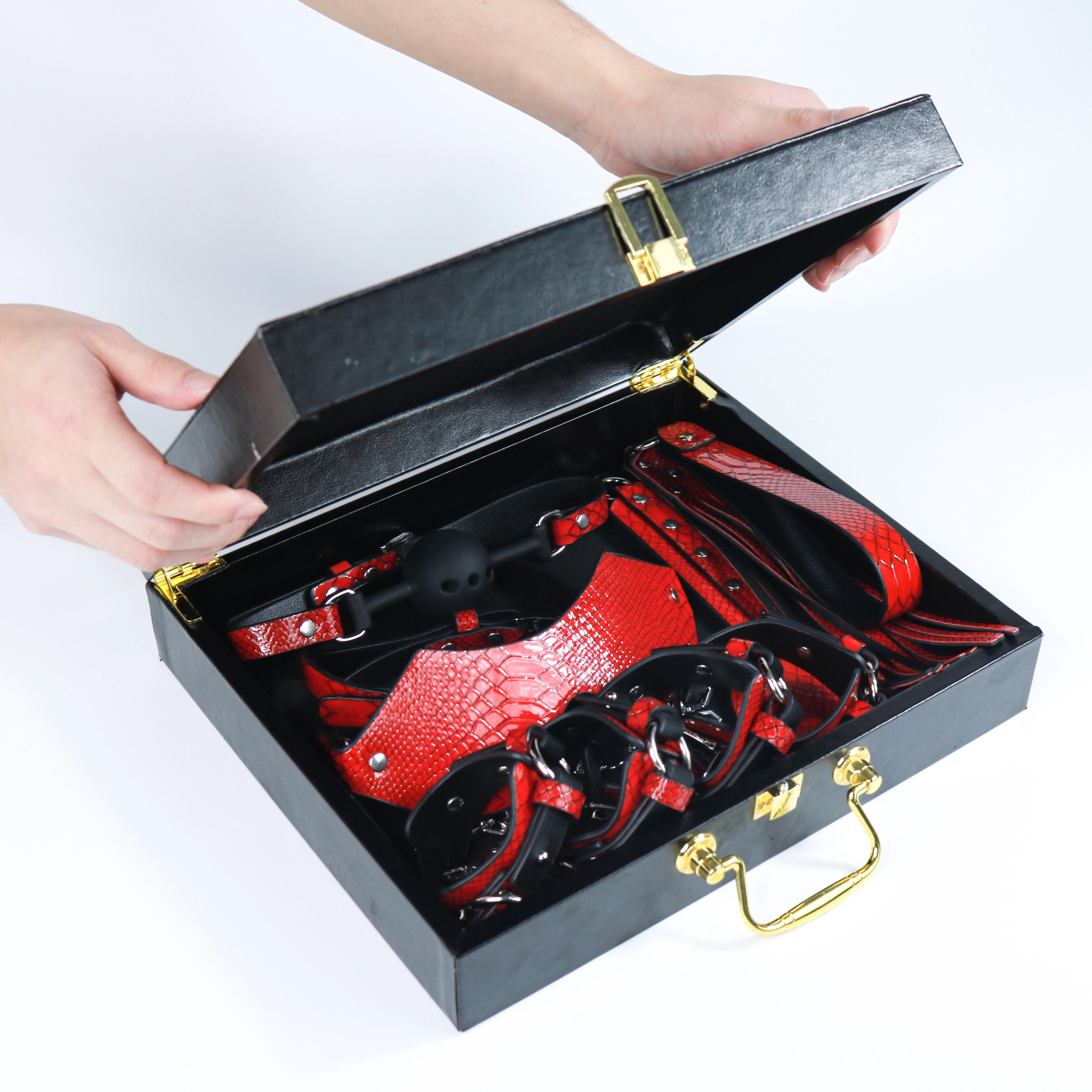 Luxury Leather Alligator Pattern BDSM Bondage Set Adult Erotic Sex Toys with Wholesale Price