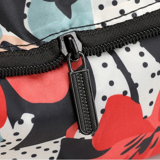 Factory direct cartoon waterproof collapsible draw rope bunch travel shopping bag grocery portable folding backpack bag