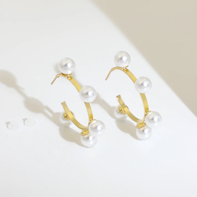 wholesale C shape stud earrings five pearl hoop earrings for girls party fashion jewelry earrings female