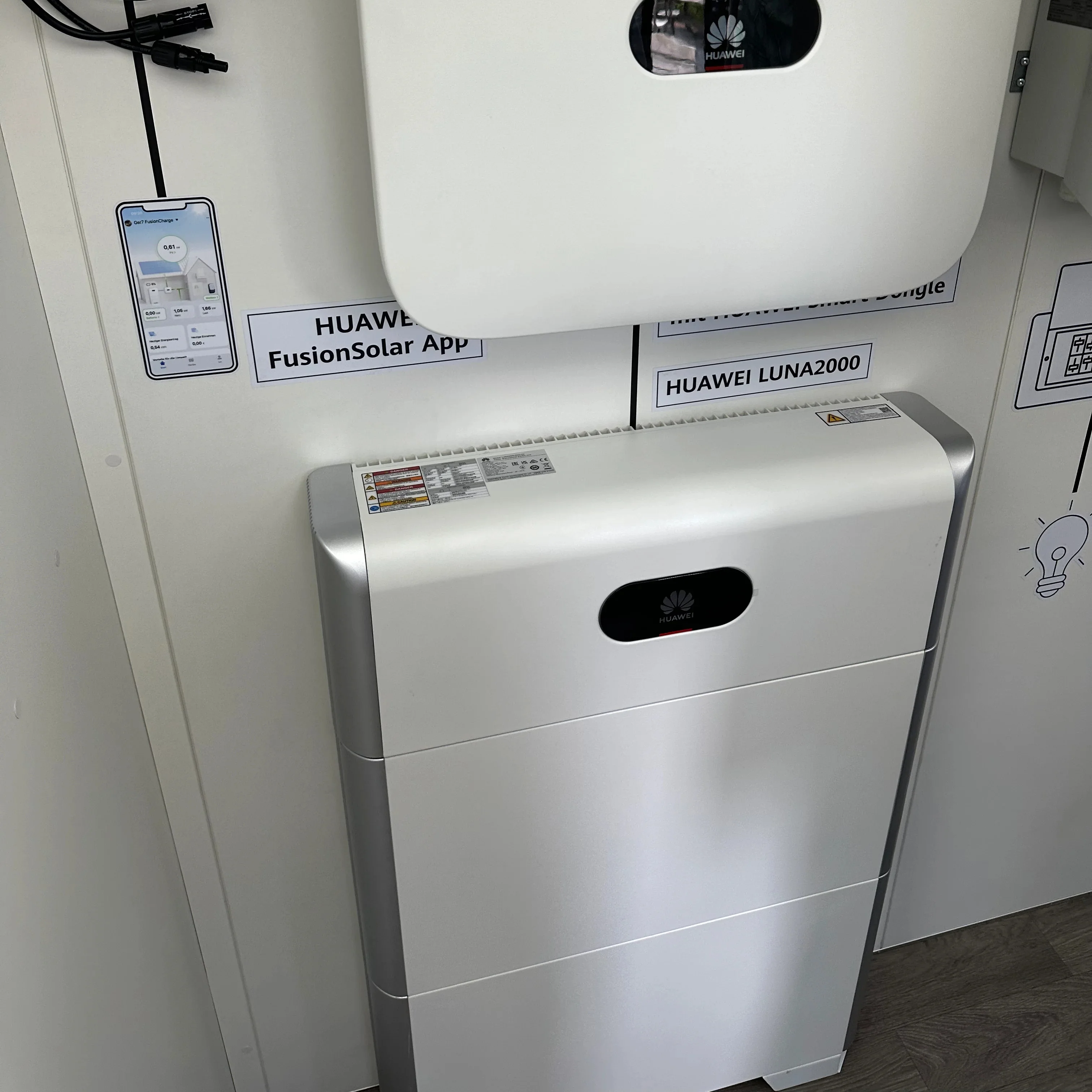 HUAWEl luna2000 5kw 10kw 15kw bottom price solar storage battery luna 2000 LiFePO4 battery HOME energy storage system