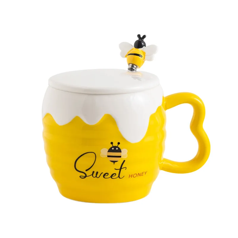 UCHOME Funny shaped coffee mug in 3D bee shaped coffee mug ceramic bee mug in animal design for kids