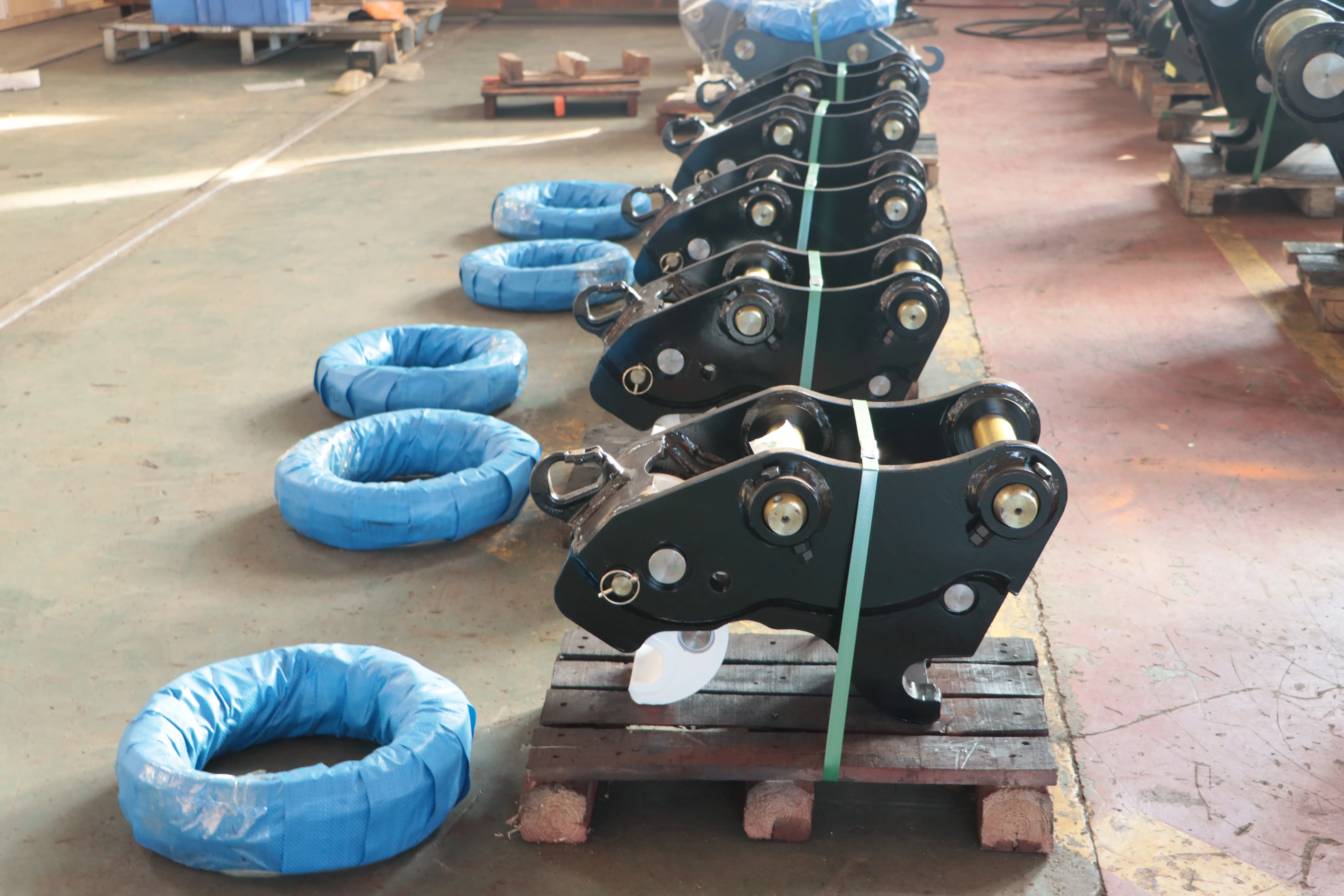 New Quick Hitch Coupler For Excavator For Sale Oem Customization Quick Hitch/tilt Rotator Tilt rotator For  Excavator