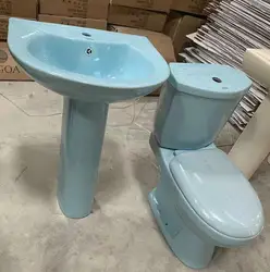 Керамический туалет из двух частей