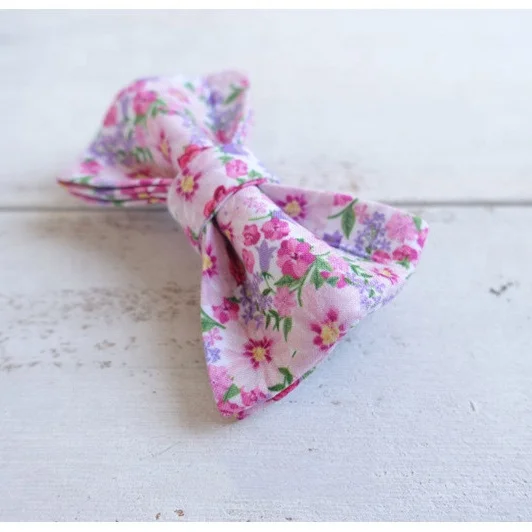 Cute bowtie cat collar personalized name floral lightweight cat safety collar bowties durable high quality soft cat collar bell