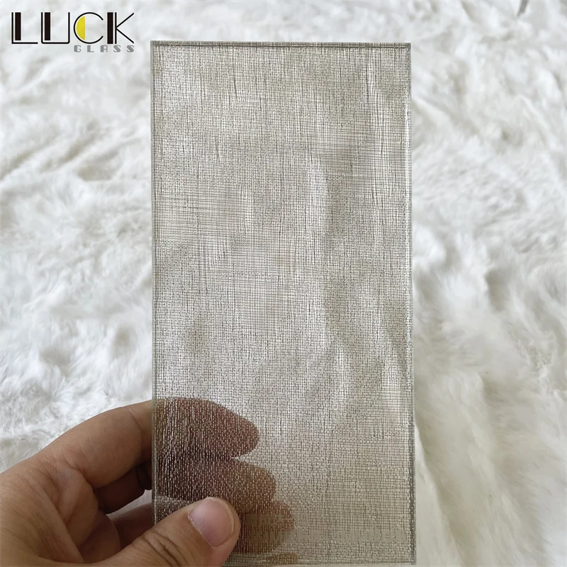 Hot Sell Mixed Color Glitter Glass Mosaic Tile Interior Door With Frosted Glass Flower Clover Pattern  Laminated Glass