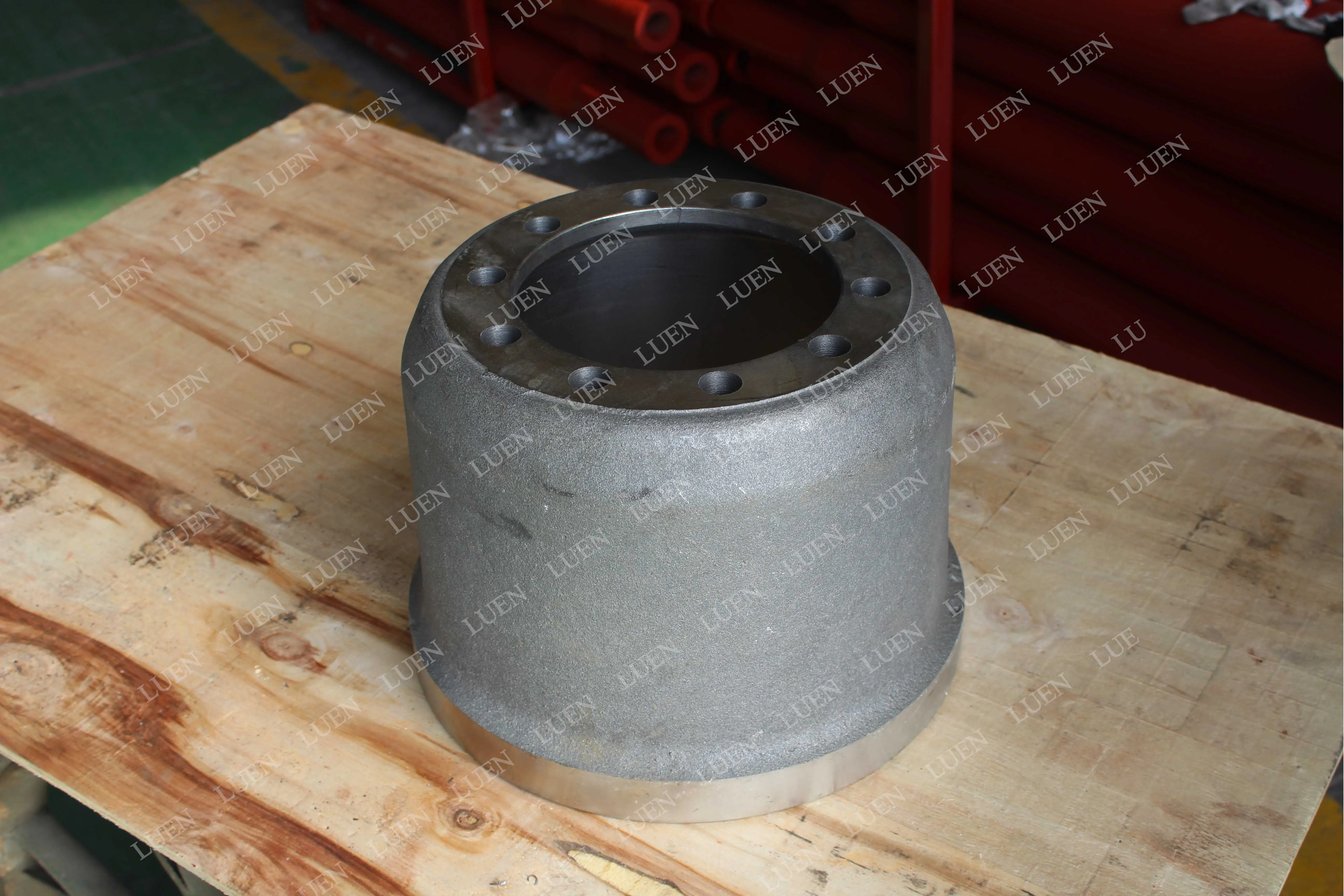 good price Semi Trailer Truck Parts  for sale brake drum Parts Semi Trailer Truck