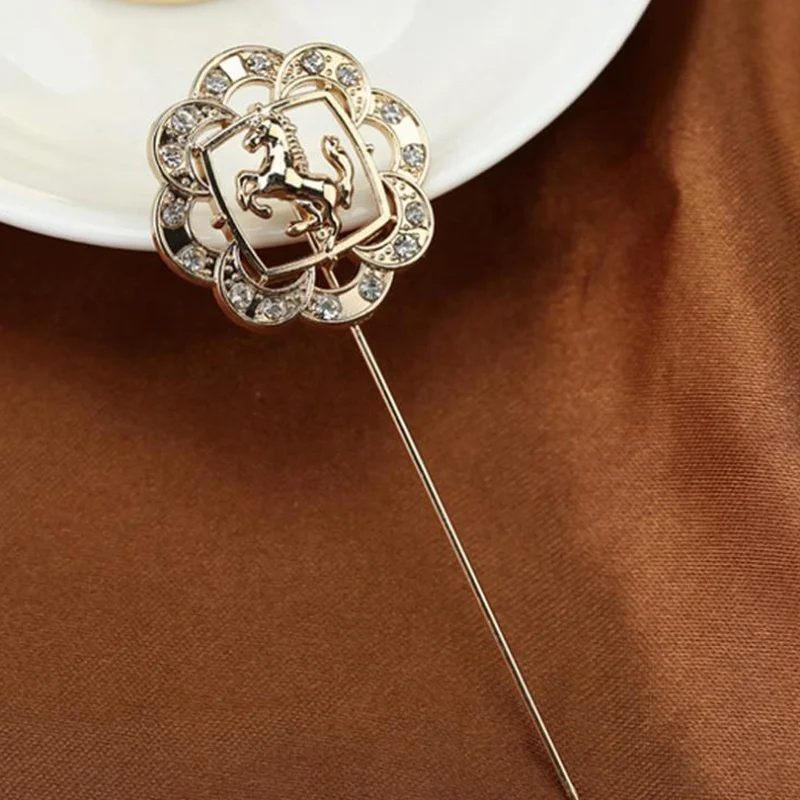 fashion handmade gold horse flower alloy brooch lapel pin for mens suits