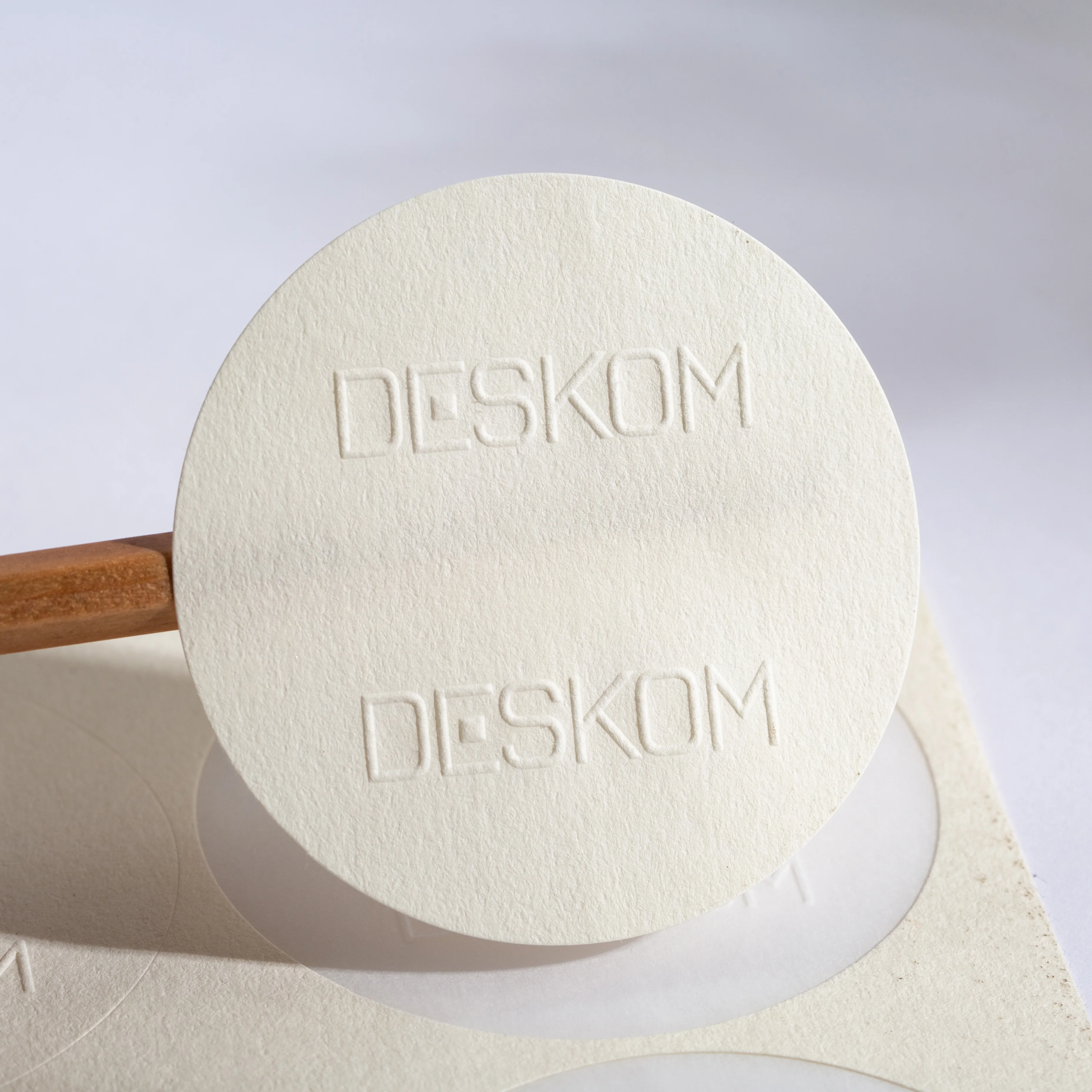 Customized Printing Logo Brand Special Texture Paper 3D Embossed Logo Sticker Packaging Labels for Perfume Bottle