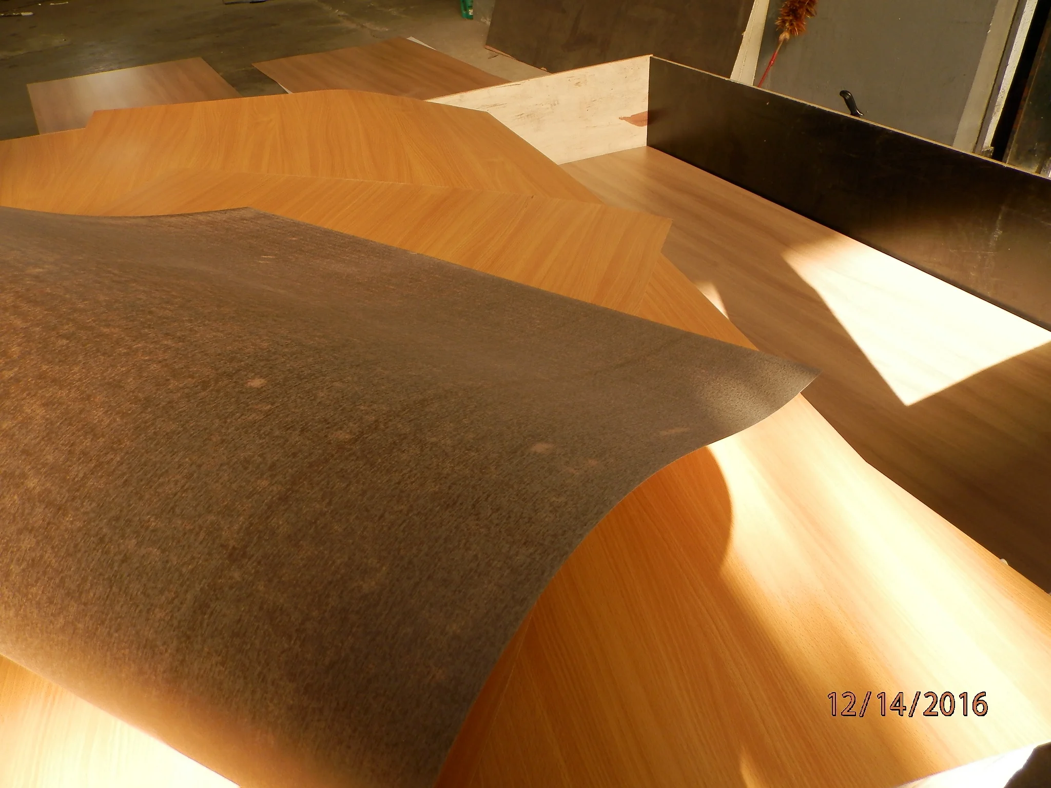 Глянцевая hpl formica 1220*2440*0 5 мм для рынка