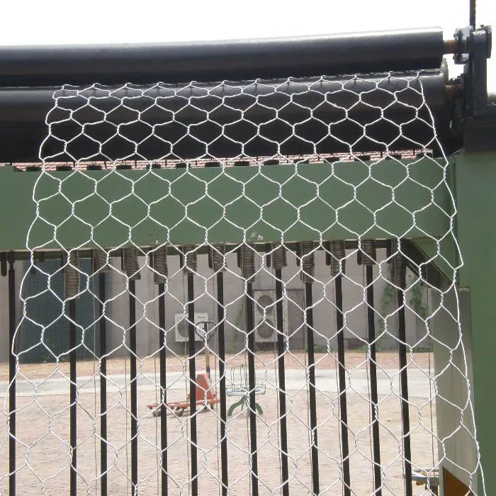 Automatic hexagonal wire mesh machine for seaport project and block wall