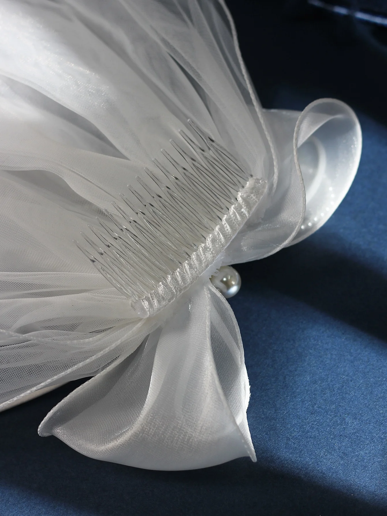 Elegant Wedding Veil Handmade Long Veil with  pearls  Headdress Bridal Veil  Popular  White