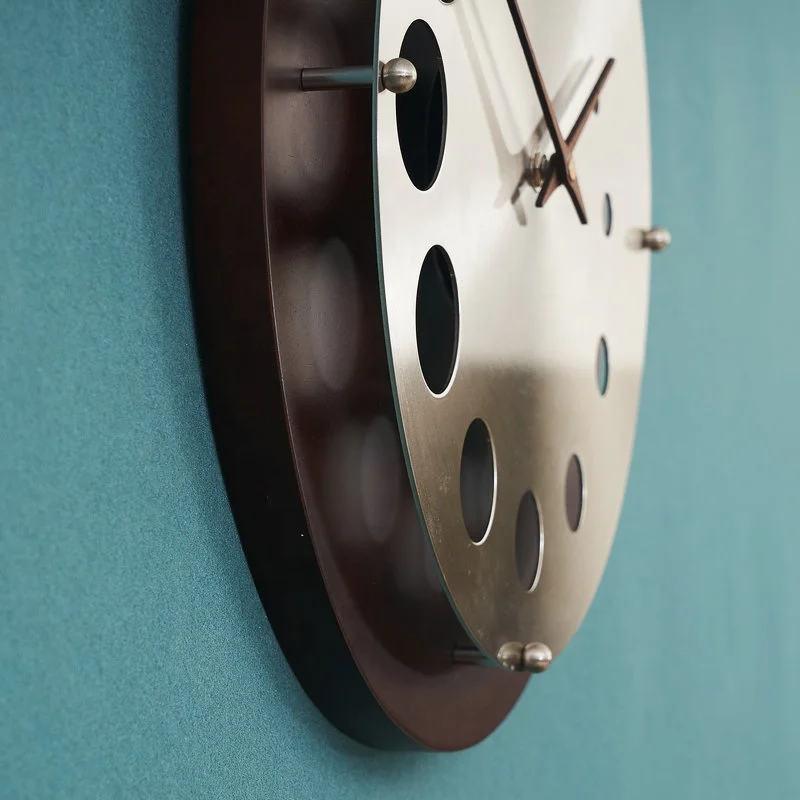 Luxury wood retro style metal dial for home decoration silent wall clock