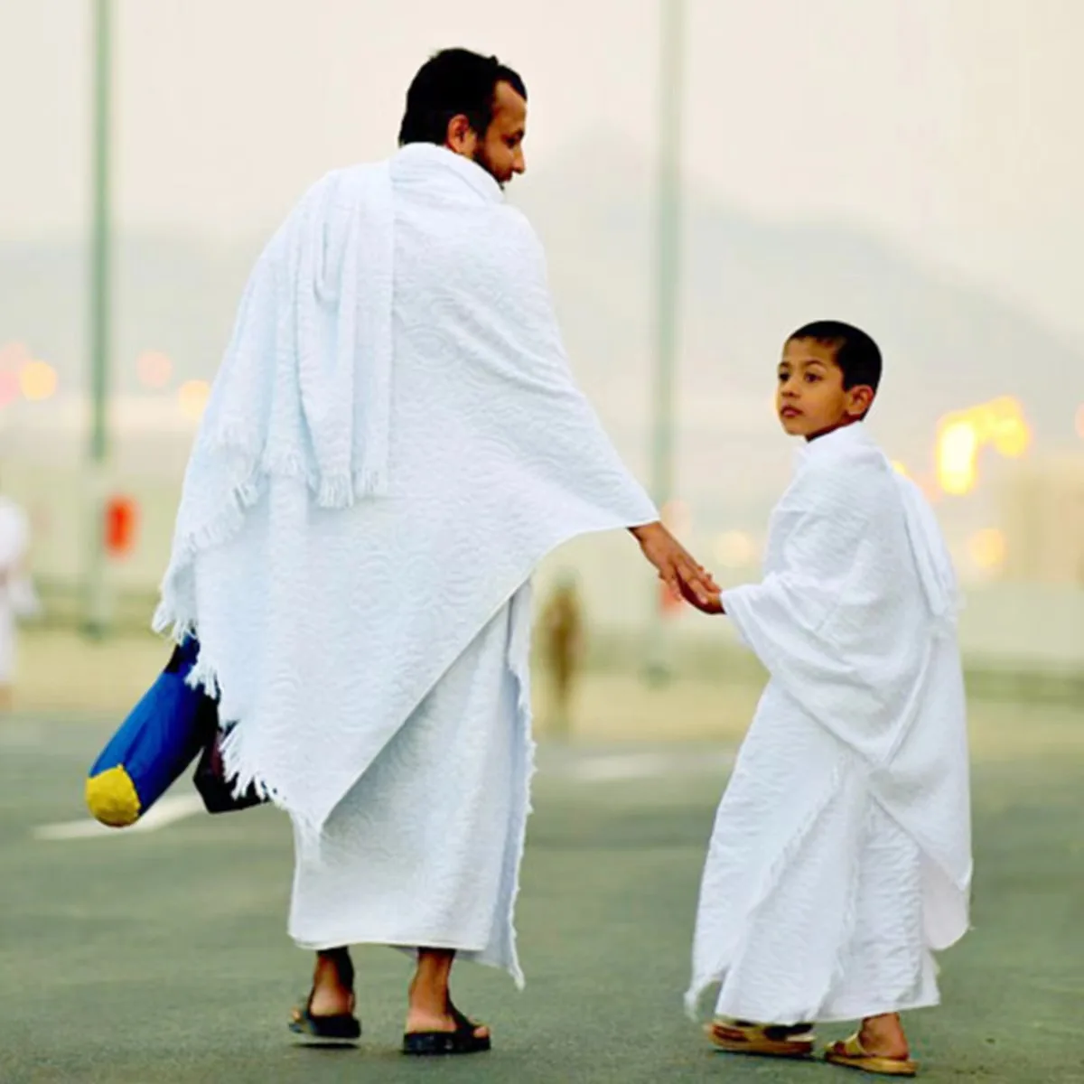 High quality Muslim clothes Arab Men Wholesale Quick-Dry Cotton ihram Hajj Towel Set Custom Logo Printed