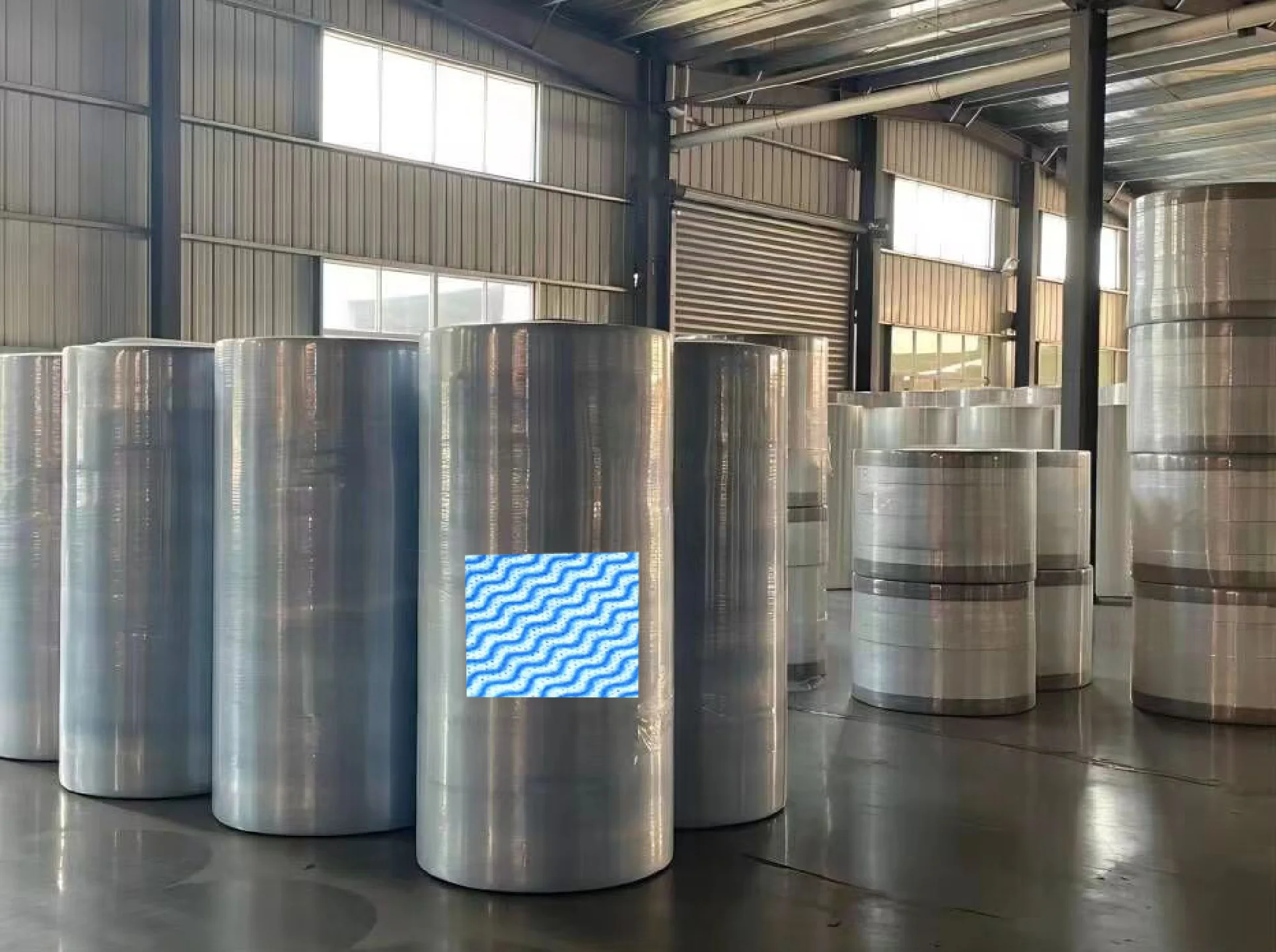 High Quality Raw Material Non-woven Cotton Viscose Spunlace Nonwoven Fabric Rolls Custom Water Soluble Nonwoven