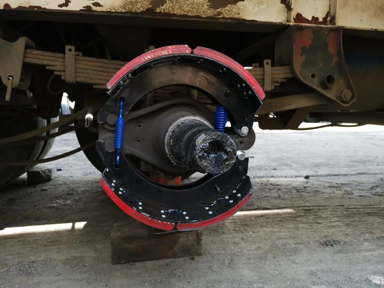 Wholesale Price American Trailer Heavy Duty 4707 4515 Truck Brake Shoe