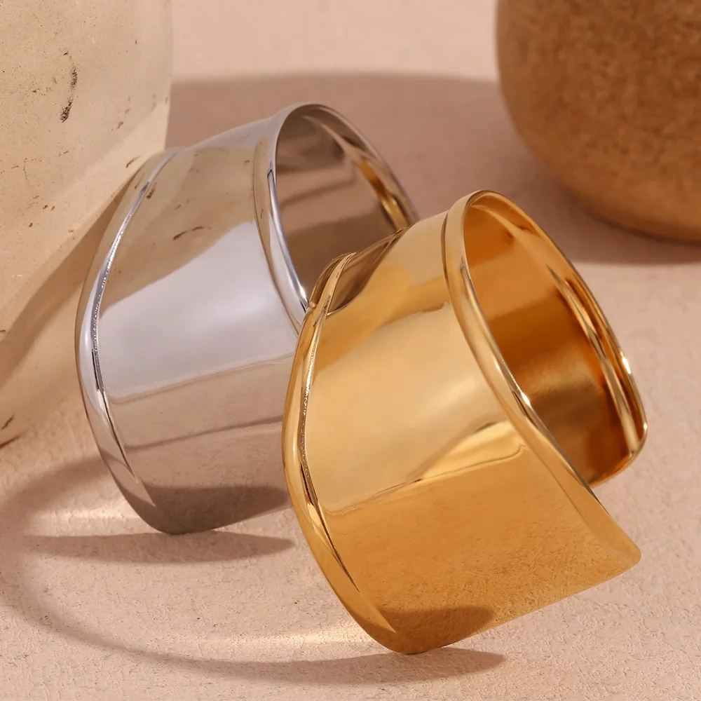 Dreamshow Chunky Cuff Bangle PVD Gold Plated Jewelry Tarnish Free Statement Bangle 316L Stainless Steel Jewelry